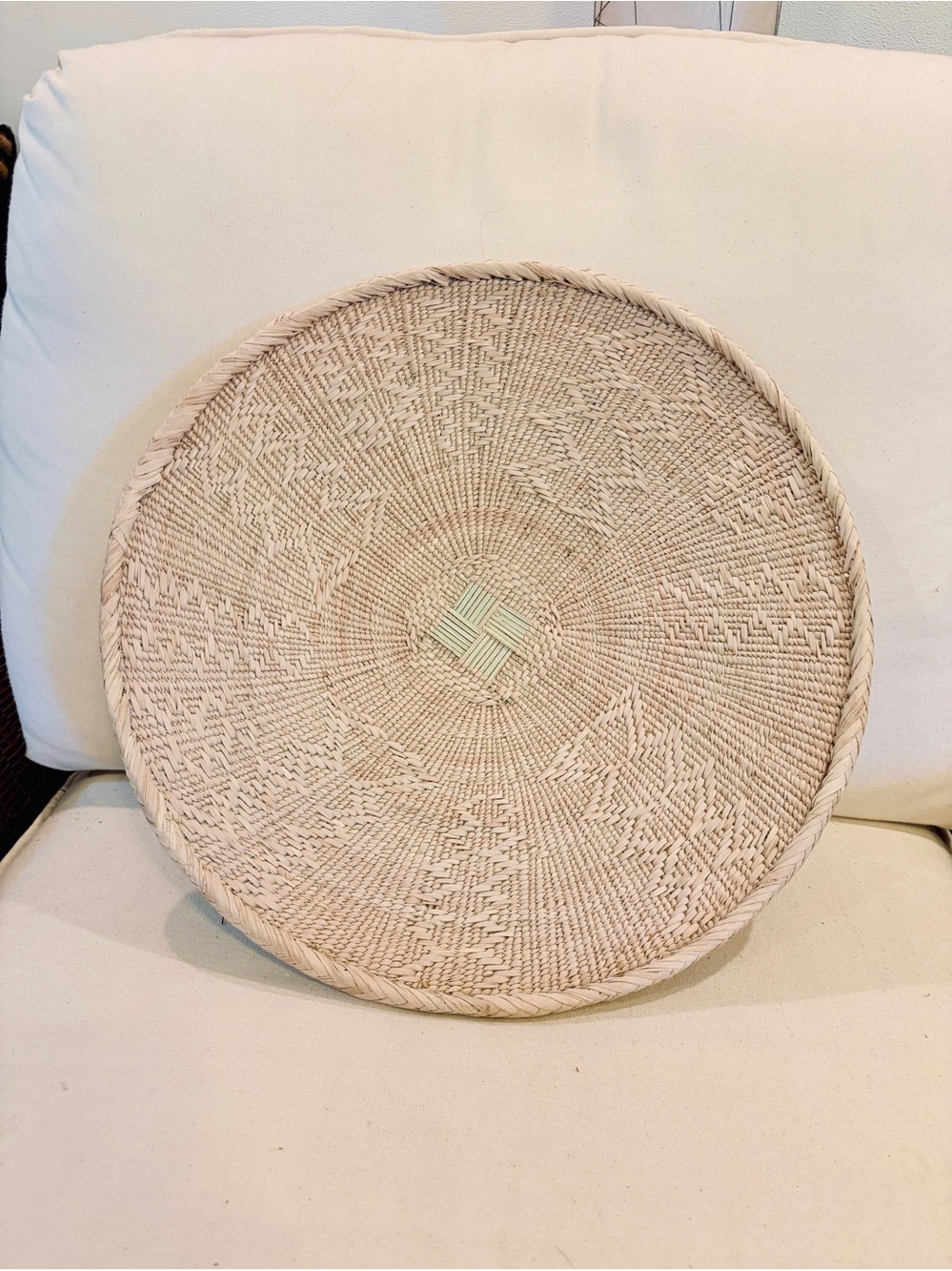 NEW Simple Africa Woven Basket. Made by the Binga people of Zambia/Zimbabwe